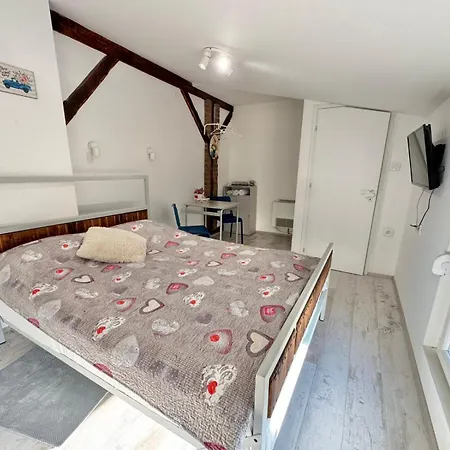 Apartment By The River Nis