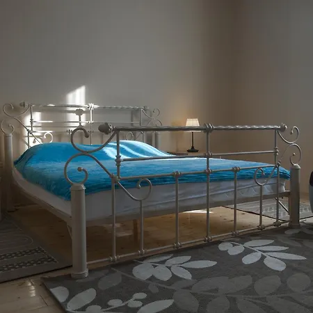 Διαμέρισμα By The River *